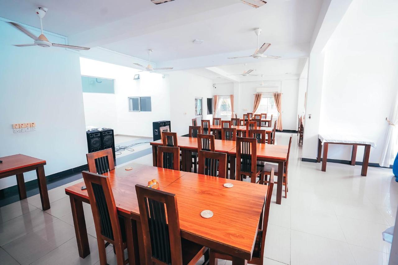 Sun Ray Rest House Kalkudah  Bagian luar foto