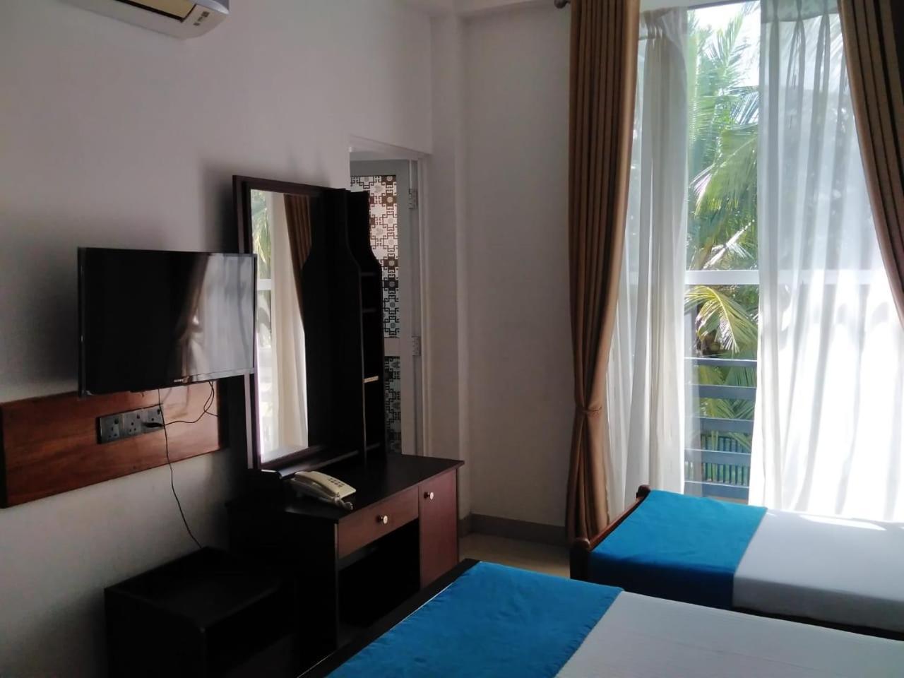 Sun Ray Rest House Kalkudah  Ruang foto